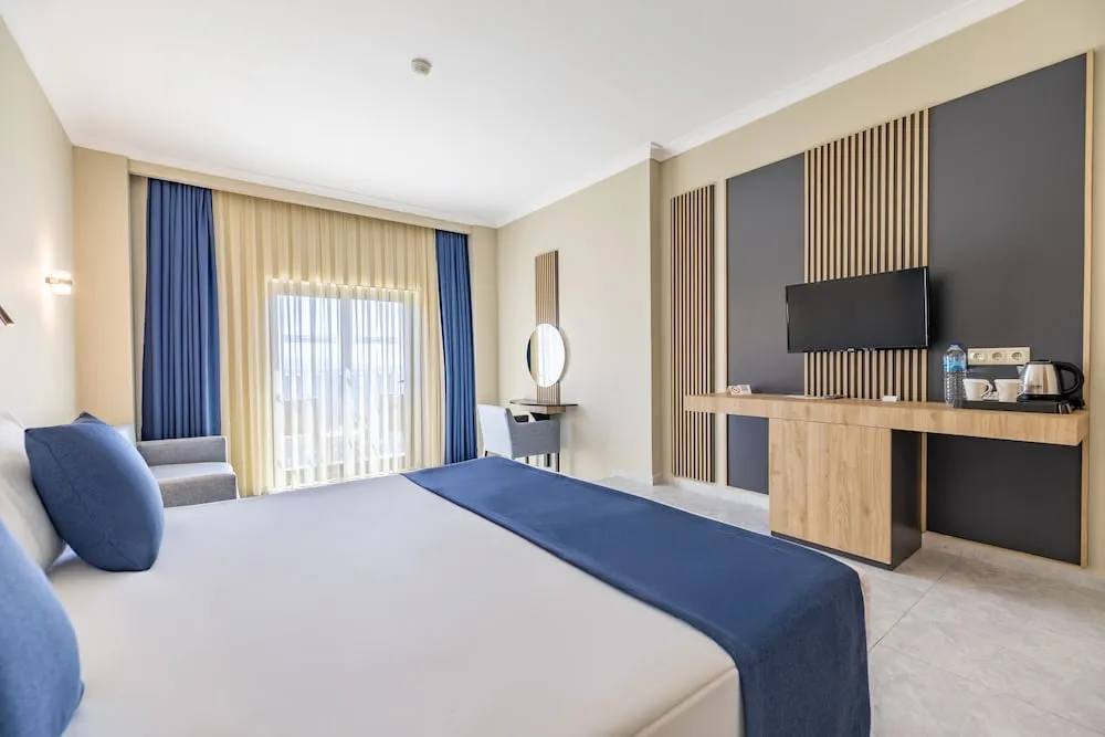 Club Oda, Bahçe Manzaralı