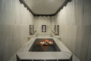 Arts Hotel Taksim