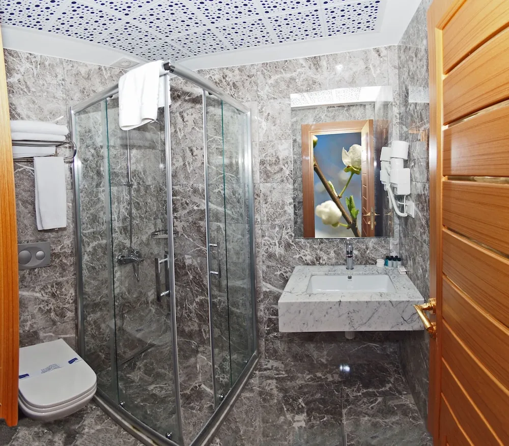 Standard Üç Kişilik Oda