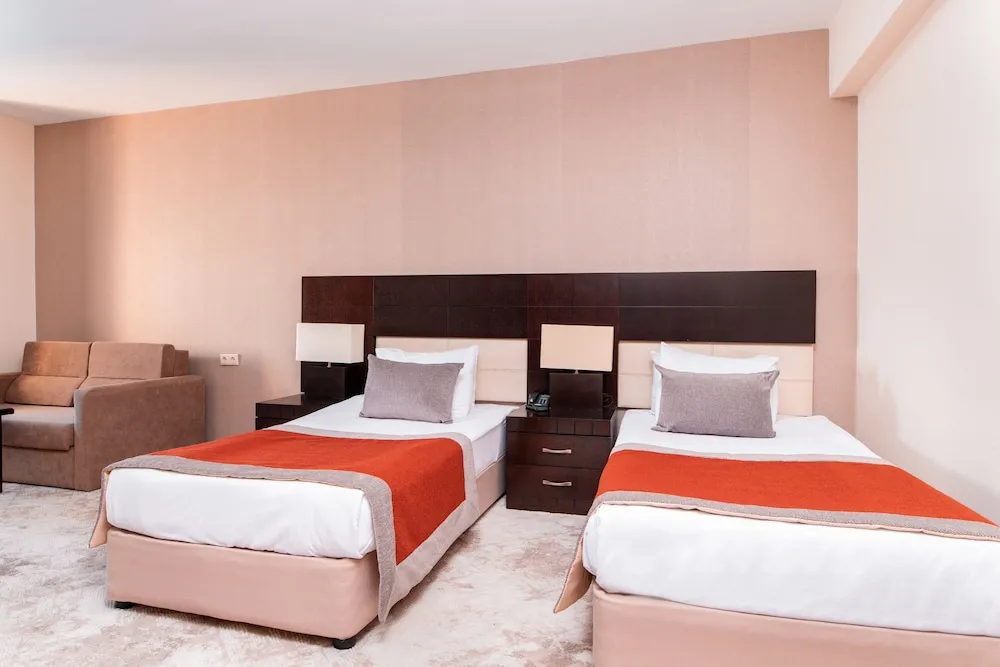 Deluxe Üç Kişilik Oda, Dağ Manzaralı