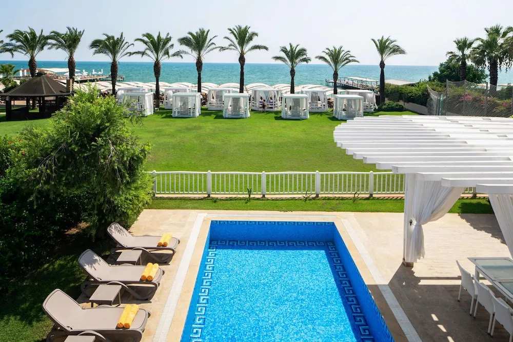 Presidential Villa, 5 Yatak Odası, Plaj Manzaralı