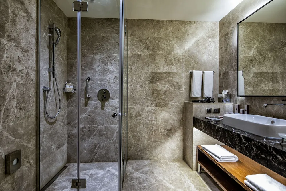 Deluxe Tek Büyük Yataklı Oda, Deniz Manzaralı