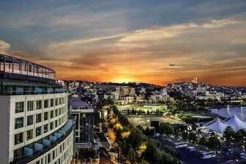 Arise Hotel Golden Horn