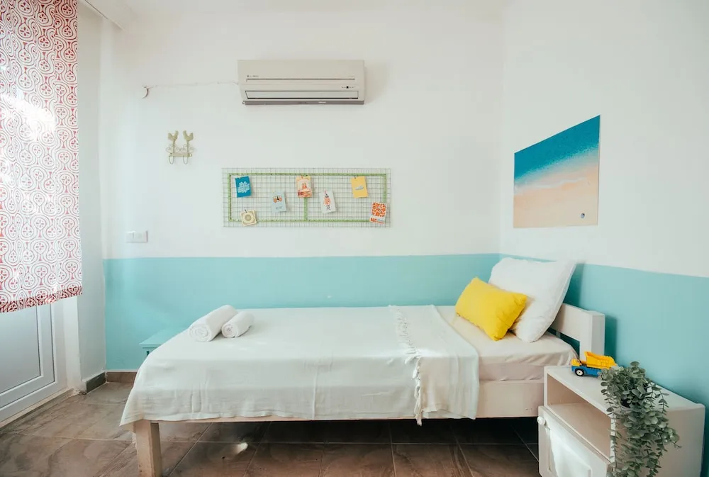 No 1 Family Room with Balcony