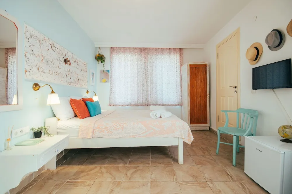 No 1 Family Room with Balcony