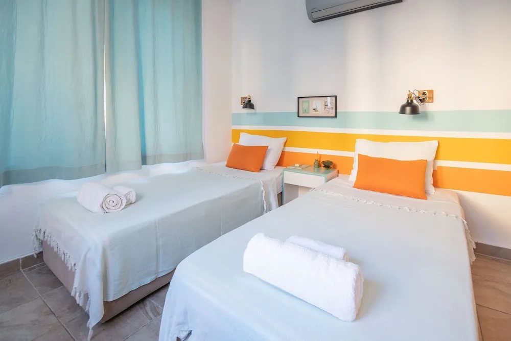 No 3 Twin Room