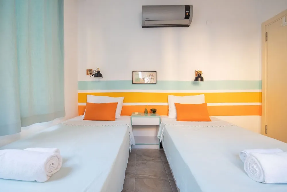 No 3 Twin Room