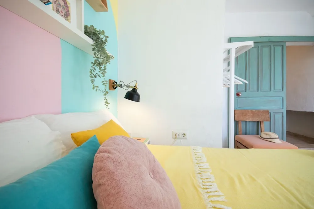 No 5 Concept Room with Sea View and Balcony
