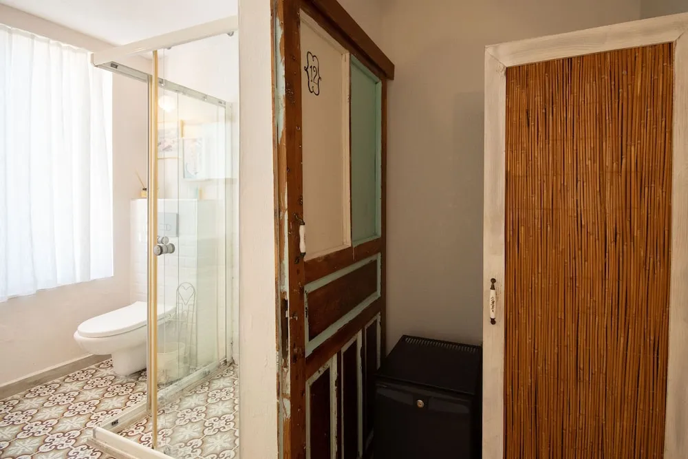 No 2 Standard Room