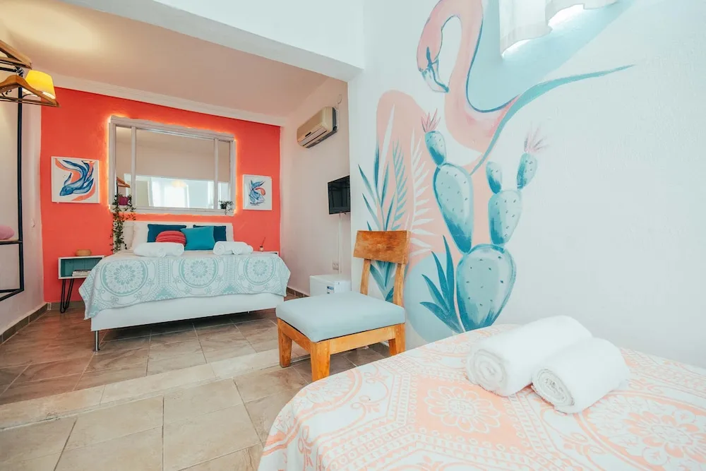 No 4 Comfort Room