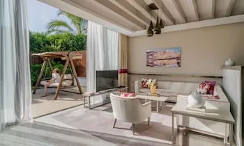 Rixos Premium Tekirova - The Land of Legends