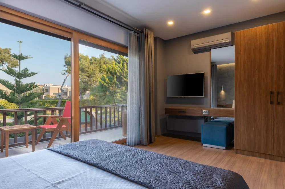 Deluxe Suite