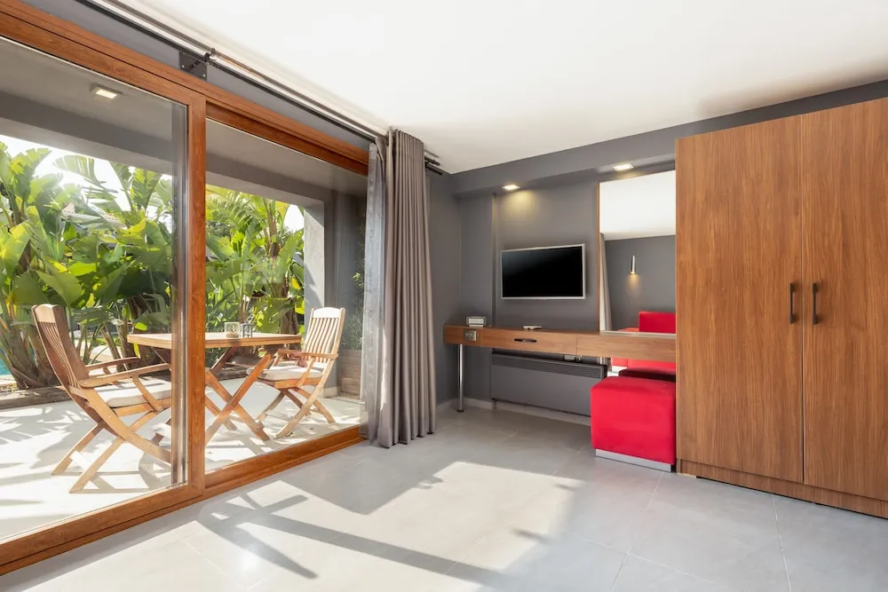 King Suite Jacuzzi