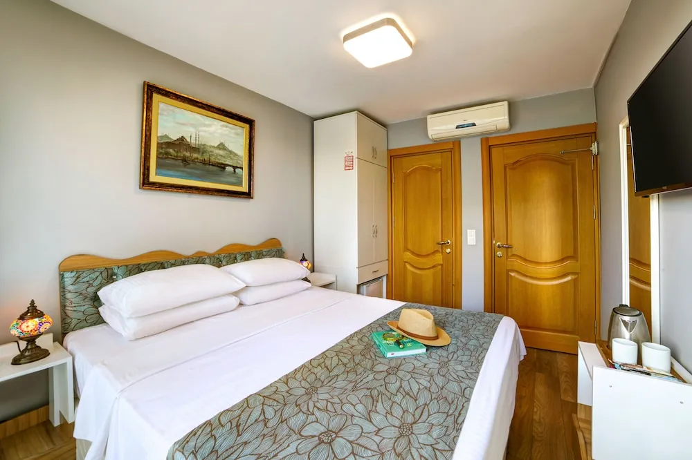 Standard Tek Büyük Yataklı Oda, Balkon