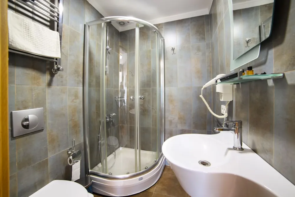 Standard Tek Büyük Yataklı Oda, Balkon