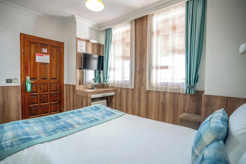 Superior Tek Kişilik Oda, 1 Yatak Odası, Şehir Manzaralı, Avlu