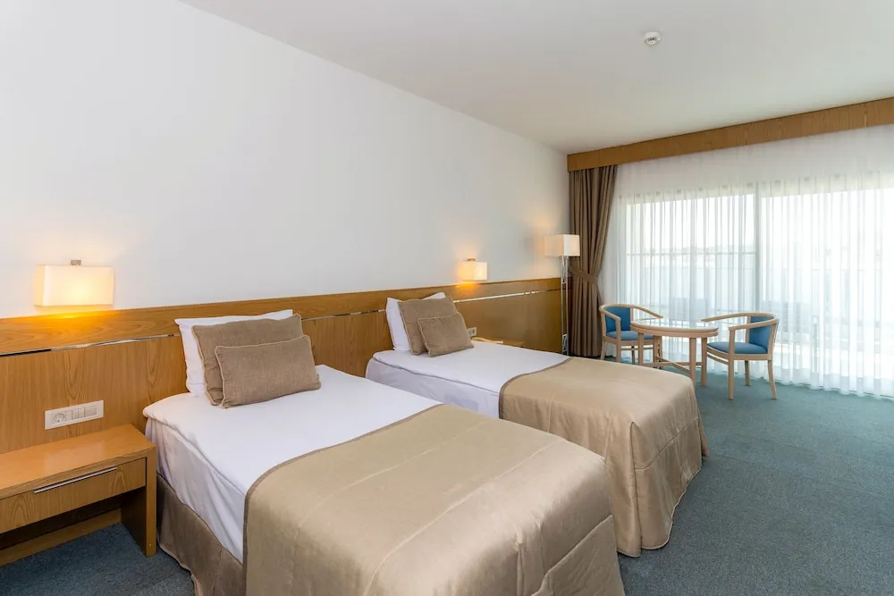 Standard Double or Twin Room, Balcony, Garden View