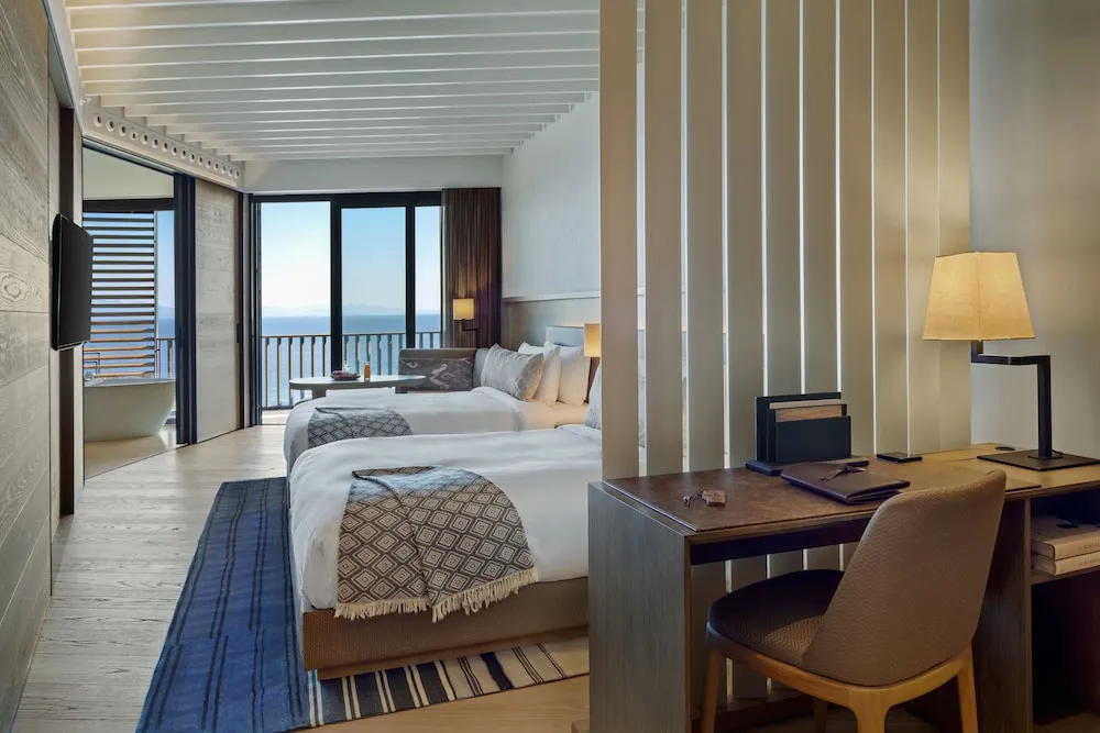 Deluxe Twin Sea View