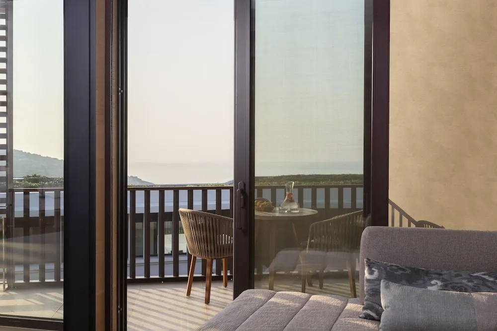 Superior King Sea View
