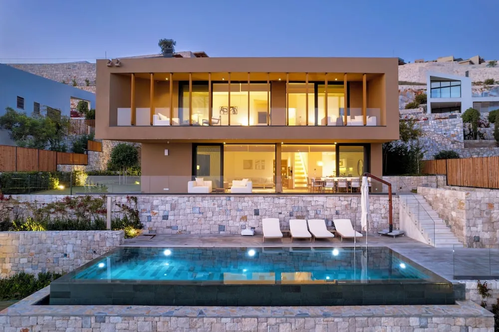 Panorama Pool Residence