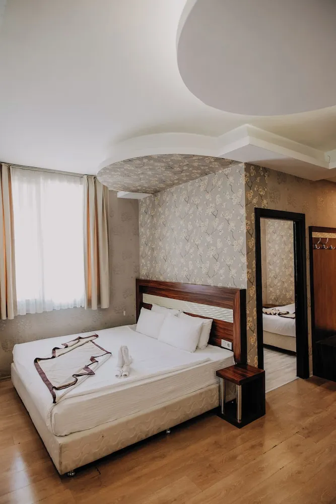 Deluxe Dört Kişilik Oda