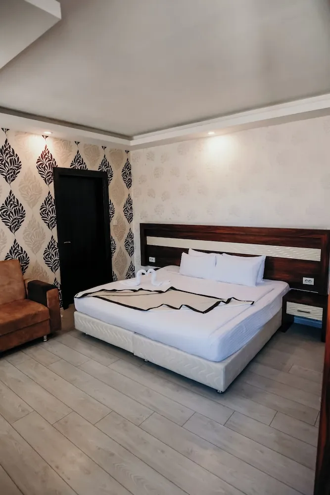 Deluxe Dört Kişilik Oda