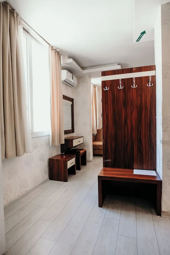 Deluxe Dört Kişilik Oda