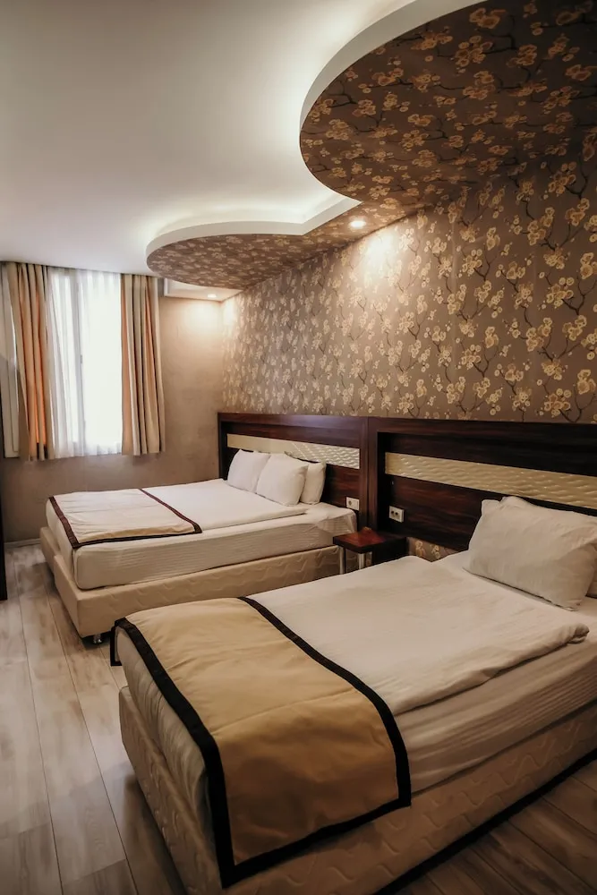 Deluxe Dört Kişilik Oda