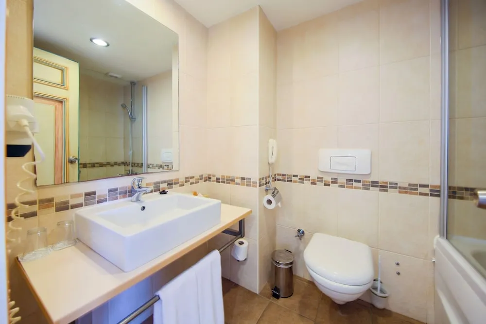 Standard Oda, Bahçe Manzaralı