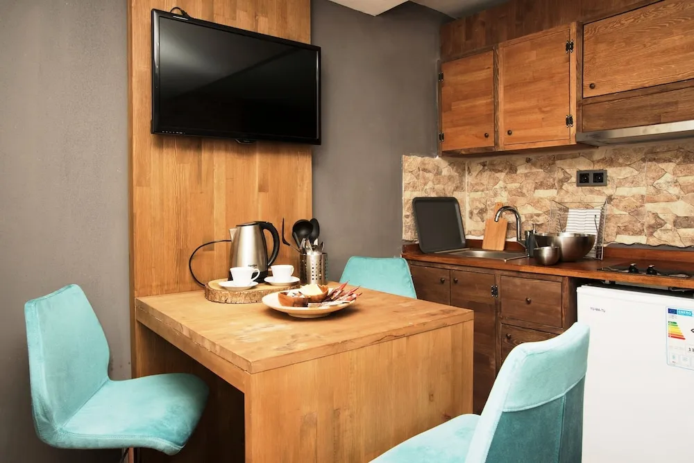 Süit, Sigara İçilebilir, Balkon