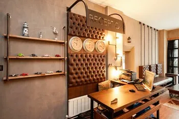 Cube Suites