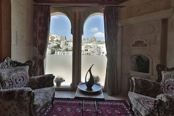 Aren Cave Hotel