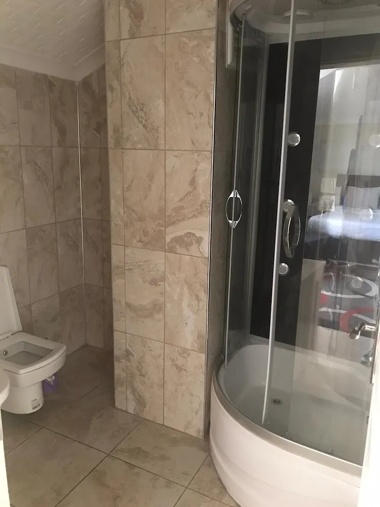 Deluxe Stüdyo Süit
