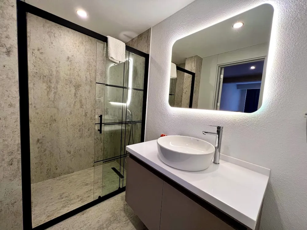 Deluxe Tek Büyük Yataklı Oda, 1 En Büyük (King) Boy Yatak ve Çekyat, Sigara İçilmez, Deniz Manzaralı