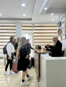 Reydel Hotel