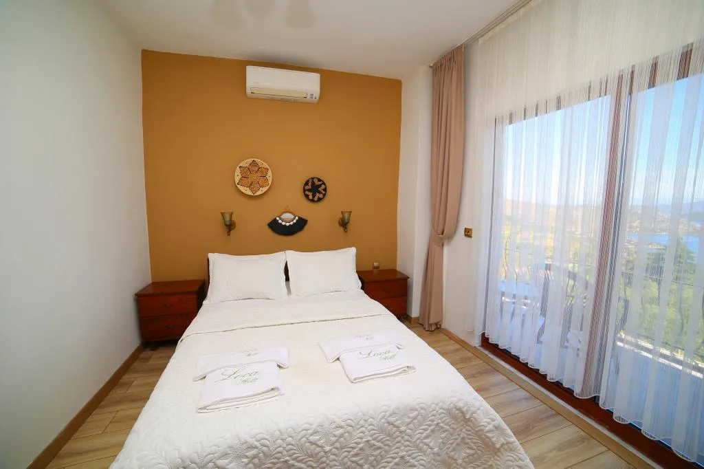 Çift Kişilik Oda - Balkonlu,Deniz Manzaralı,2. Kat