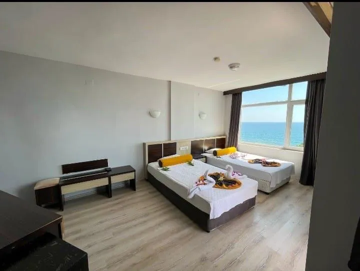 1+1 Family Suite Room