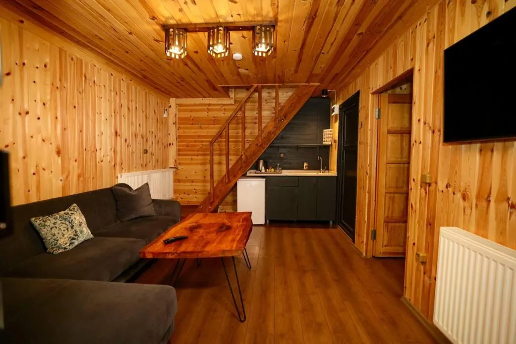 Villa,Nehir Manzaralı,Klimalı