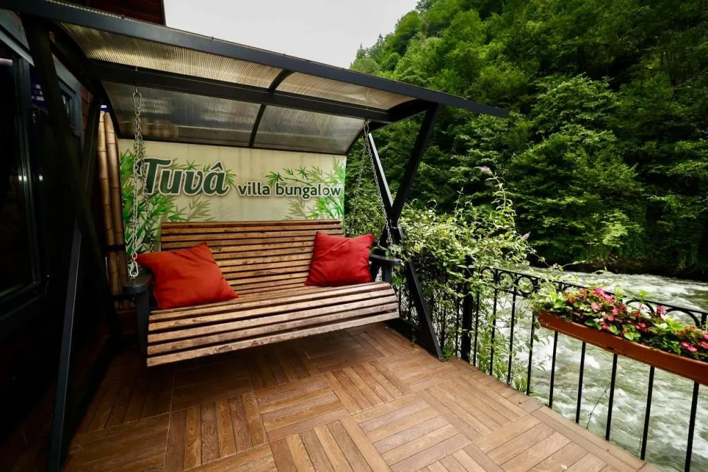 Villa,Nehir Manzaralı,Klimalı