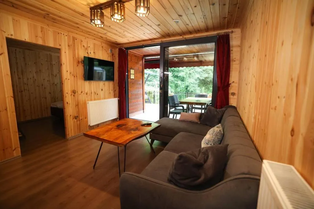 Villa,Nehir Manzaralı,Klimalı