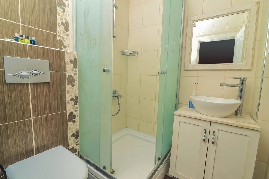 Deluxe Oda,Bahçe Manzaralı,2. Kat