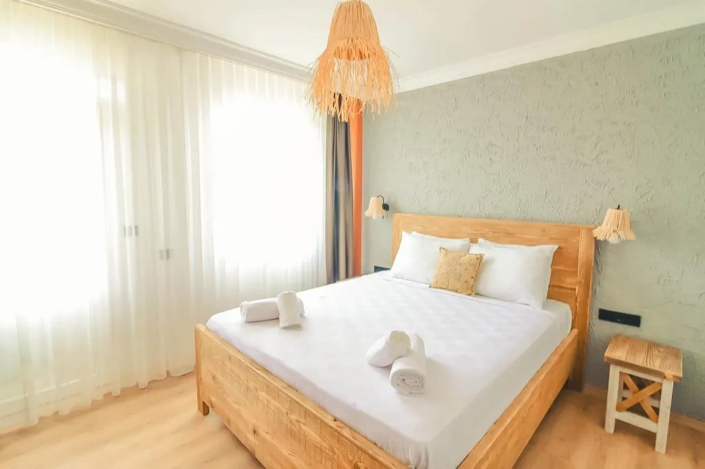 Deluxe Oda,Bahçe Manzaralı,2. Kat