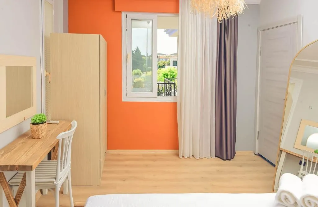 1+1 Aile Odası,Havuz Manzaralı,2. Kat