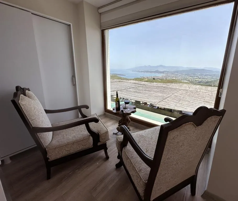 Suit Oda,Deniz Manzaralı,Jakuzili