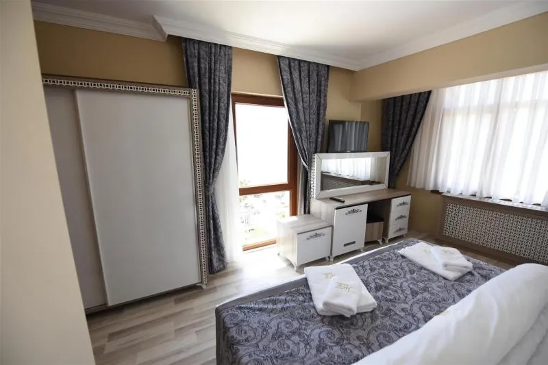 Standart Oda,Kara Manzaralı