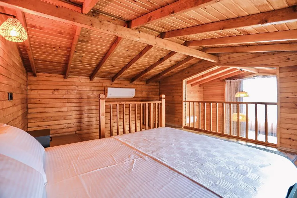 House,Havuz Manzaralı,Klimalı