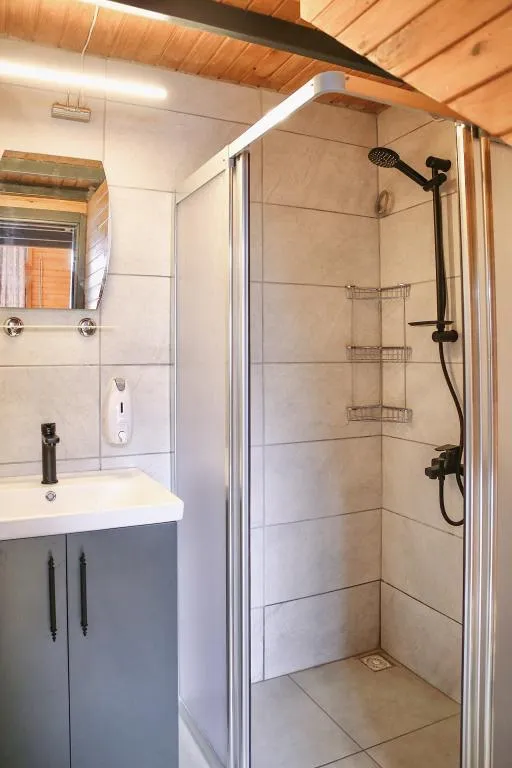 House,Havuz Manzaralı,Klimalı