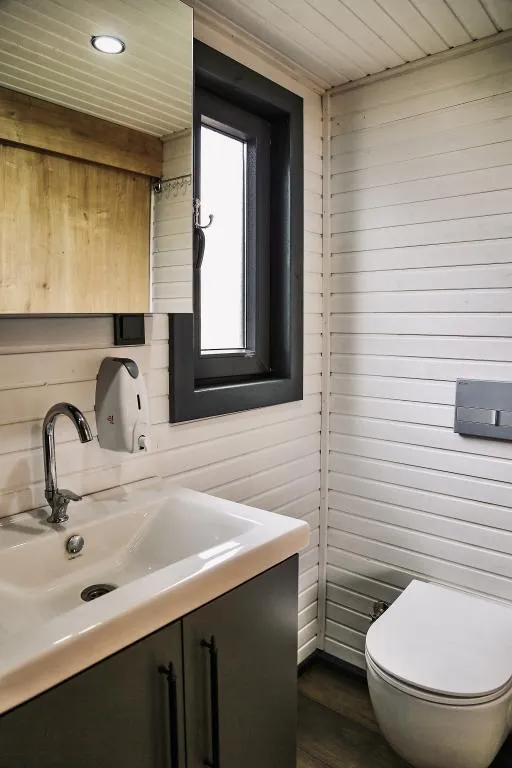 House,Havuz Manzaralı,Klimalı