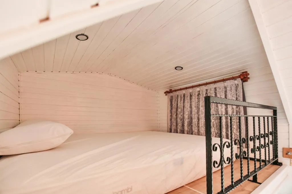 House,Havuz Manzaralı,Klimalı