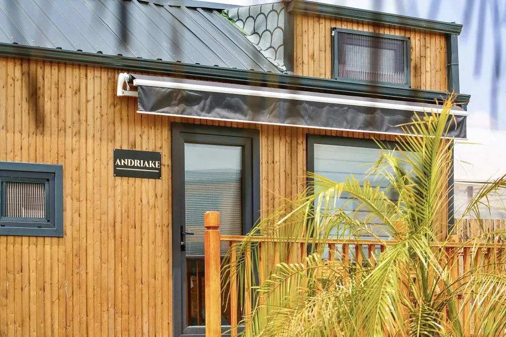 House,Havuz Manzaralı,Klimalı